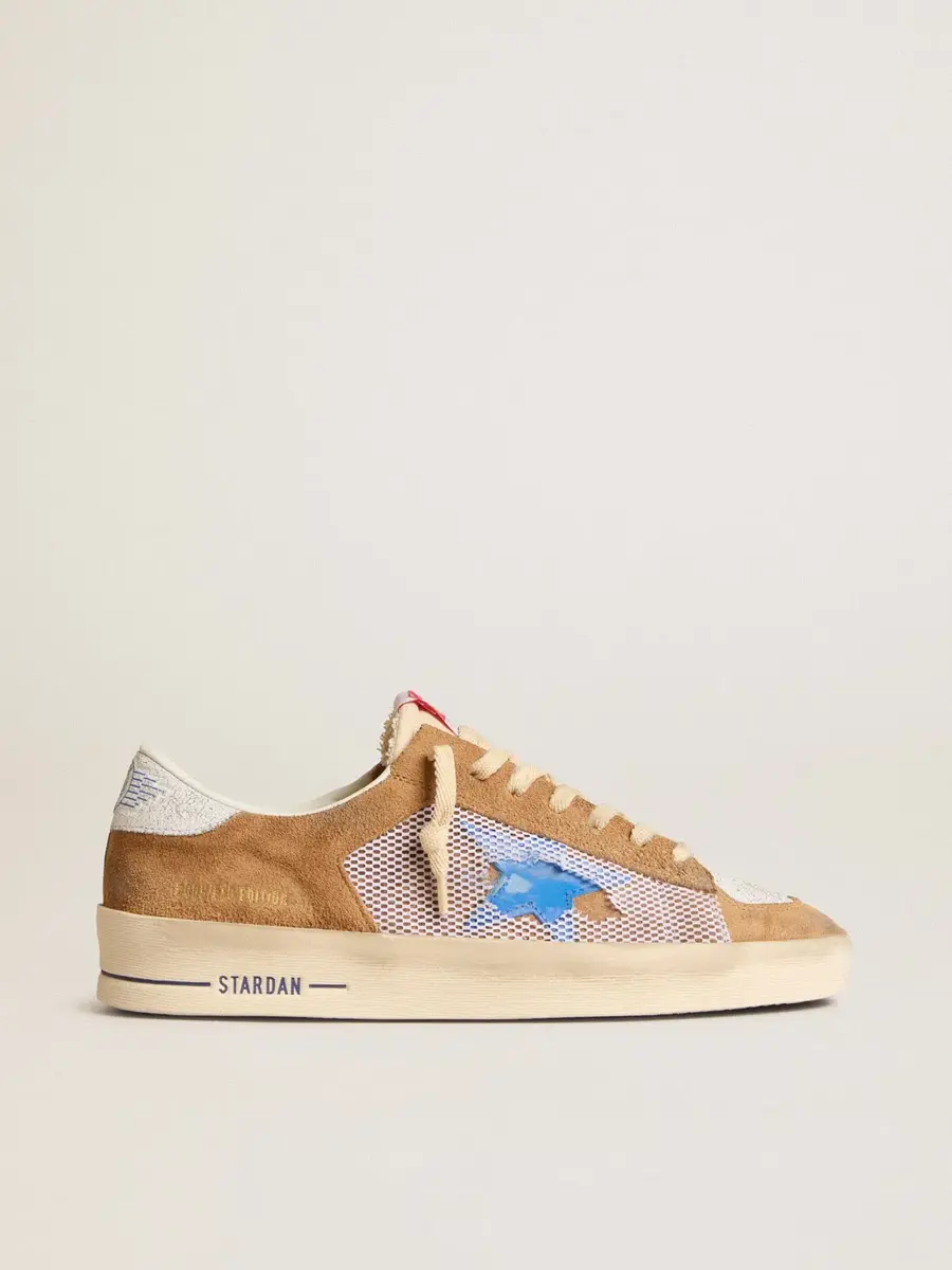 stardan-ltd-fr-herr-i-tobaksfrgat-mocka-och-mesh-med-bl-stjrna-och-lderflik-p-hlen-1 Golden Goose Stardan Mocca - Imagen 1
